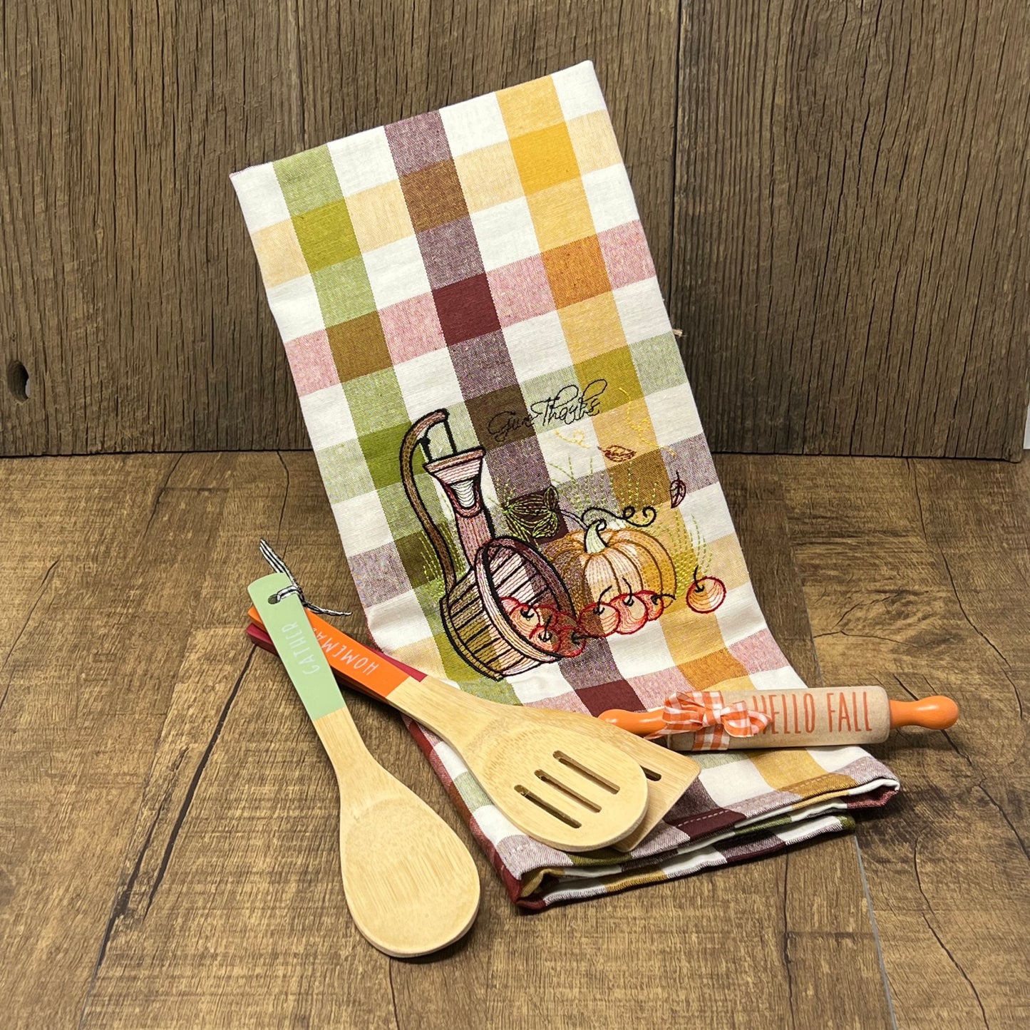 Kitchen Towel - Apple Basket Plaid
