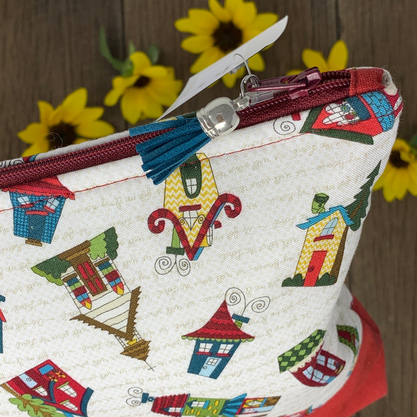 Zipper Bag - Red Houses, Medium
