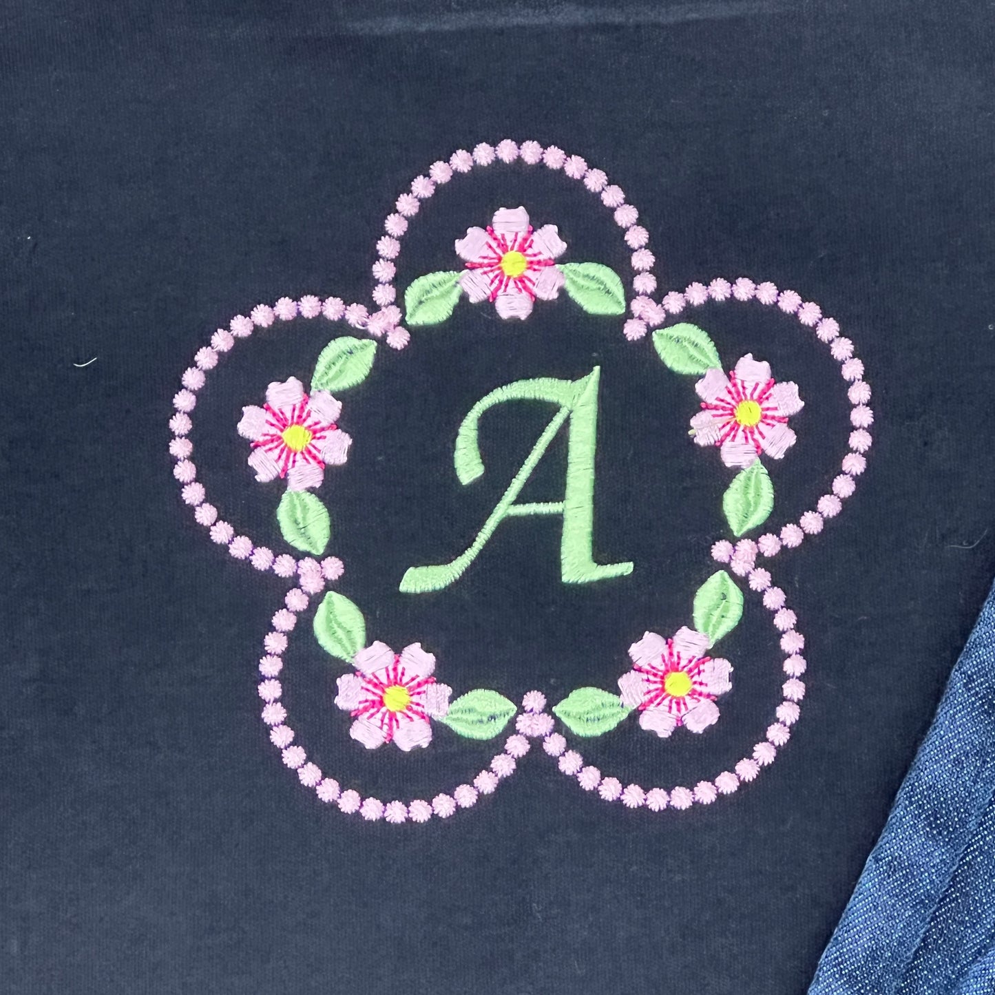 Childrens T-shirt, Girls T-shirt Floral scallop Monogram Black