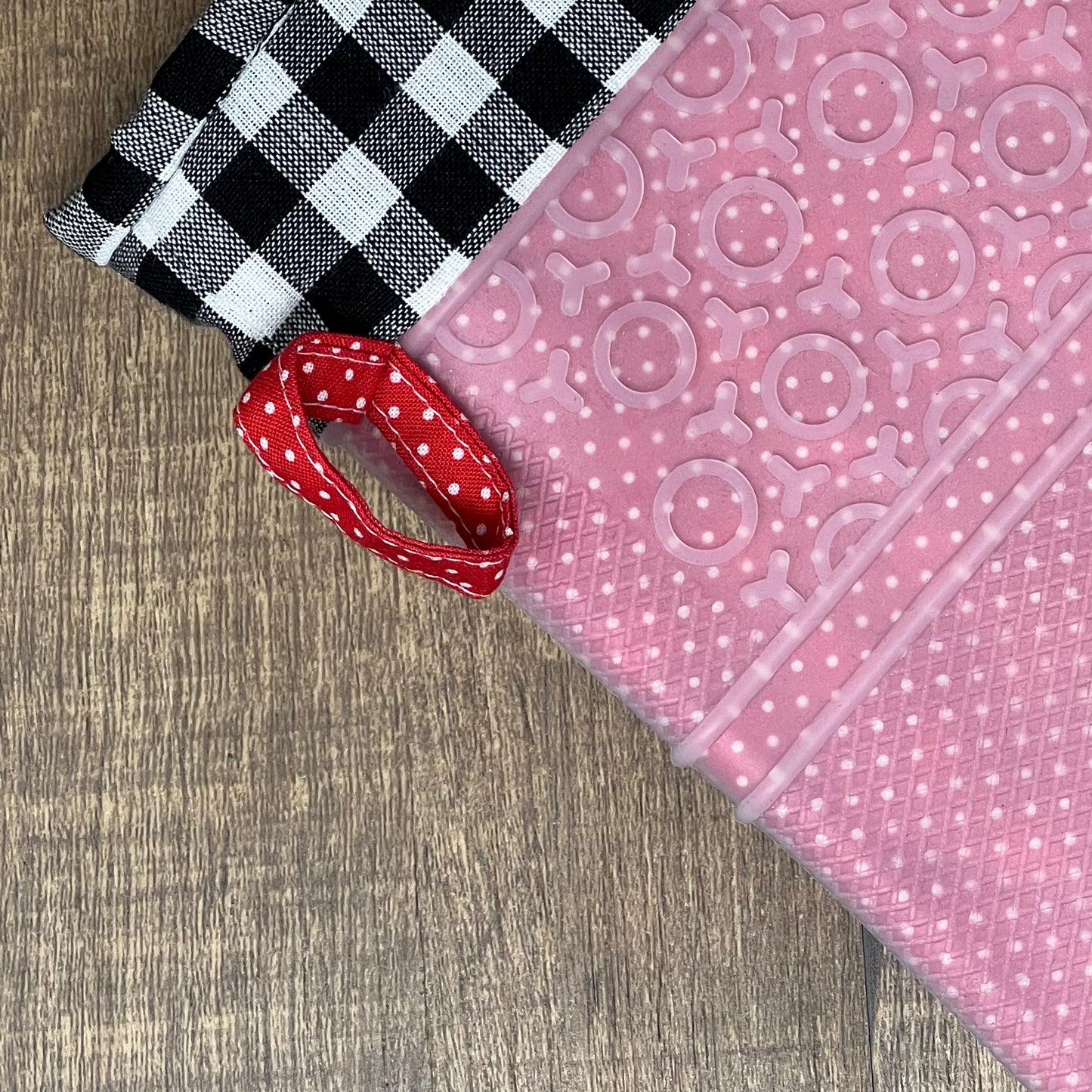 Silicone Oven Mitt - Red Dot Quilted Lining/ Pair