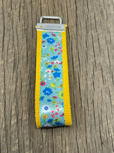 Load image into Gallery viewer, Key Fob - Yellow Floral
