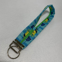 Load image into Gallery viewer, Key Fob - Minion
